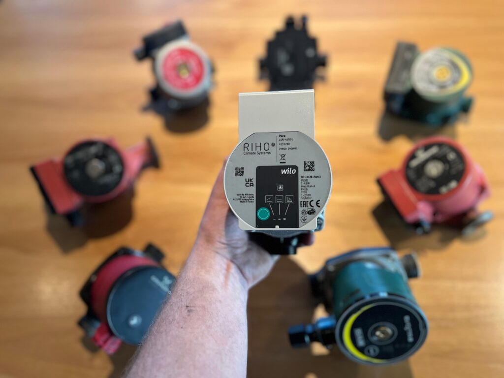 RIHO verschillende pompen - Grudfos - Wilo - Biral - DAB