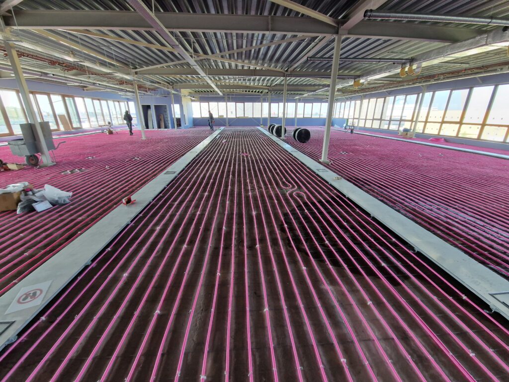 vloerverwarming gemonteerd op netten