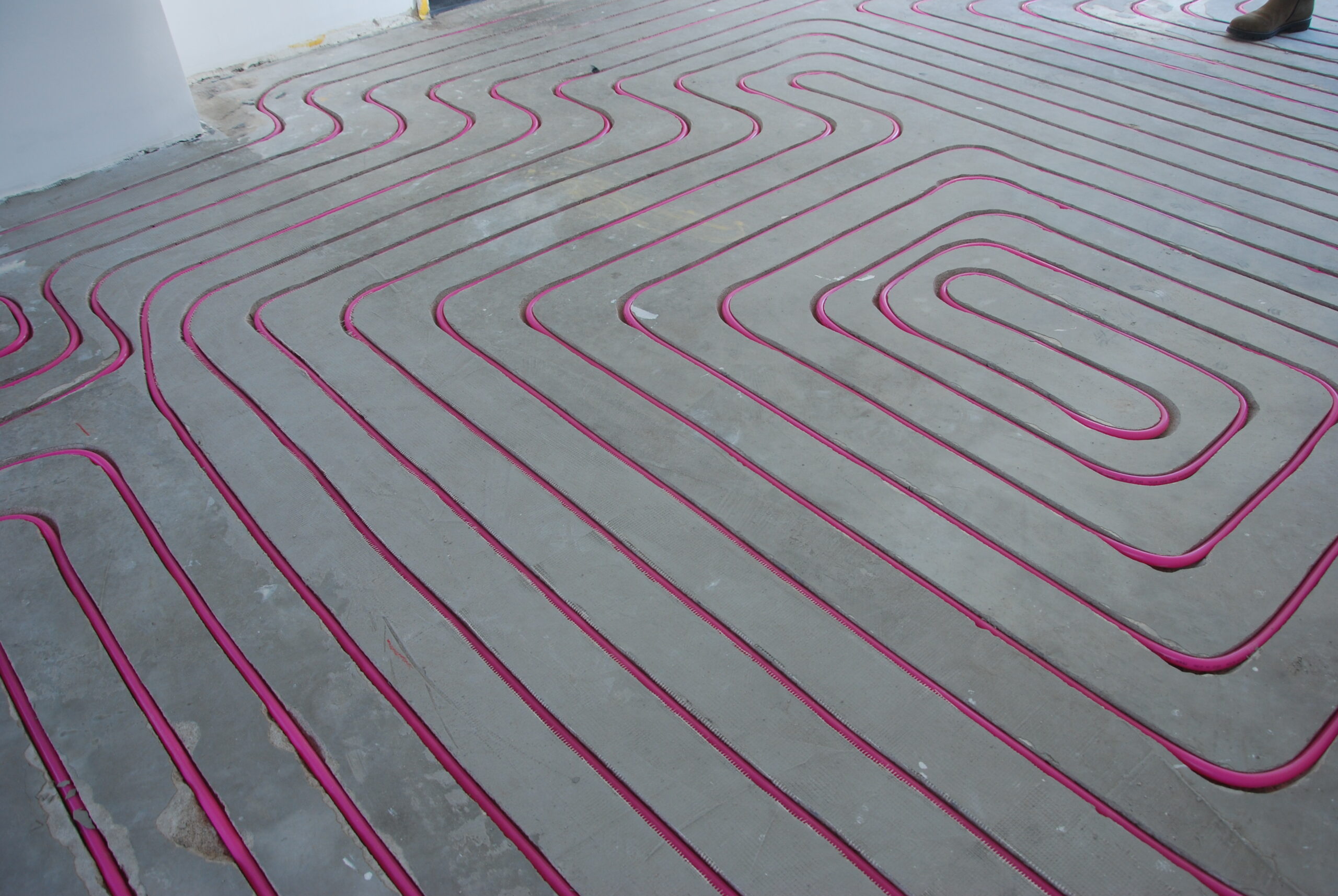 Vloerverwarming industrie op bouwstaalmatten