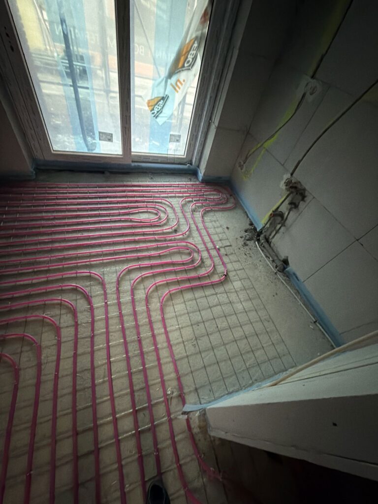 RIHO PE-RT Vloerverwarming gemonteerd op netten